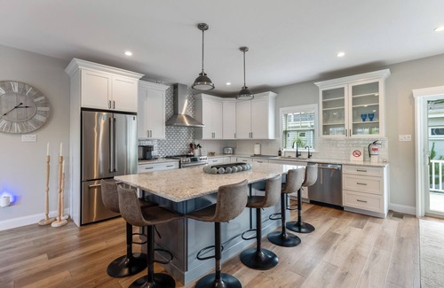 Cape May Casa | Newer Townhome in CM close to town with private parking, elevator and EV Charger