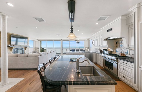 Hollywood Beach Casa | Newer Villa ON THE SAND 7 beds 6 baths, Elevator, 5-car parking!