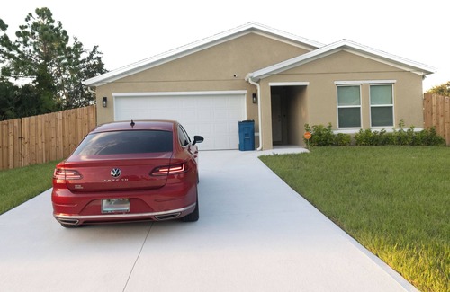 Port Malabar Casa | Newley Built Central Location 3-bedroom house in Palm Bay.