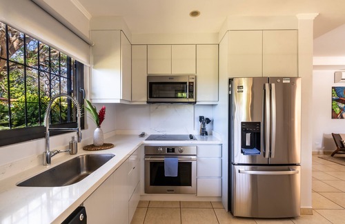 Junquillal Condominio | Newley renovated 2BR condo with pool near beach - Villa Pacifico