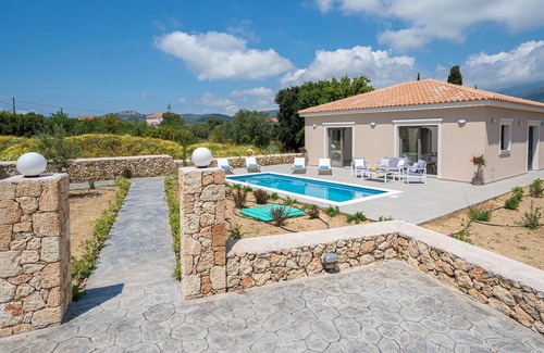 Pesada Casa | Newly built 2 bedroom Villa with private pool in serene setting