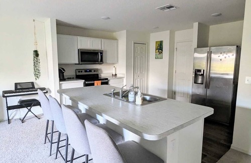 Sebastian Highlands Casa | Newly Built 4bed/2bath ** 15 min from the Beach