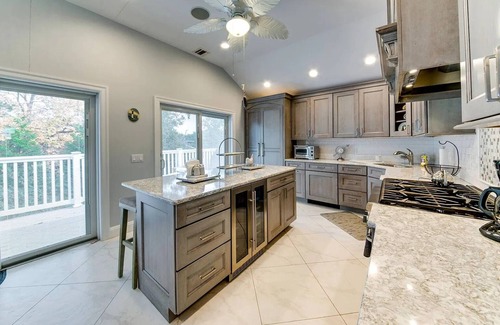 Culloden Shores Casa | Newly Built, 4BR, 3BA house w/ in-ground pool walking distance to Montauk Harbor