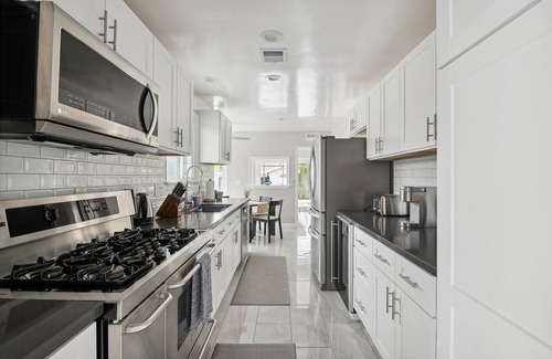 Reseda Casa | *Newly Built 4BR! Pool, Cabana, BBQ in Prime LA!*