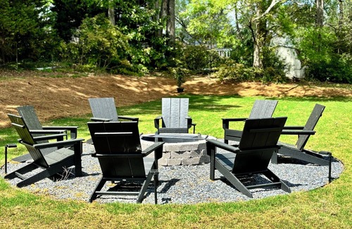 Watkinsville Casa | Newly Built 5 BR, 6 Miles to UGA, Fire Pit, Sauna, Game Room.