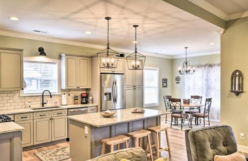 Arab Casa | Newly Built Arab Abode Near Guntersville Lake