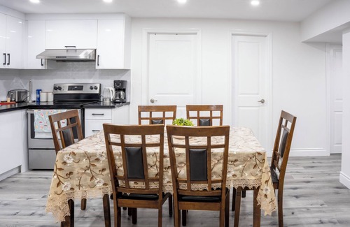 Middlesex Centre Apartamento | Newly Built basement apartment comes with two bedrooms one full washroom .
