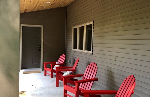 Viola Cabina | Newly Built Cabin in the Driftless Area