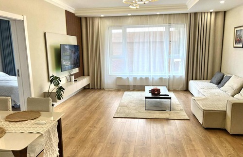 Downtown Ulaanbaatar Apartamento | Newly built, Charming 2-bedroom apartment in Primary location