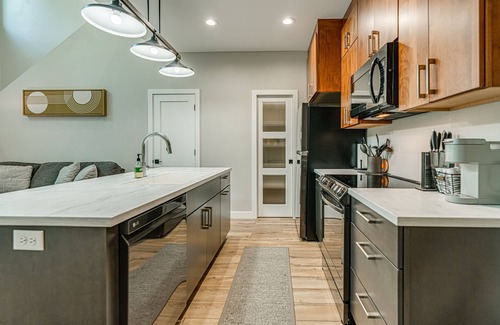 Bismarck Casa | Newly Built Downtown Townhome 2