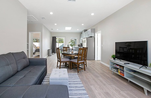 Mira Mesa Casa | Newly Built Guest Home