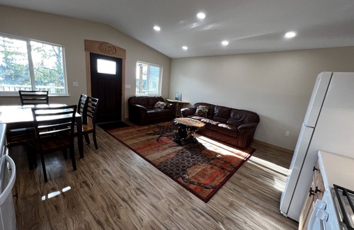 Sterling Cabina | Newly Built: Kenai River Front Cabin with 2 Bedrooms - Premier Fishing Location