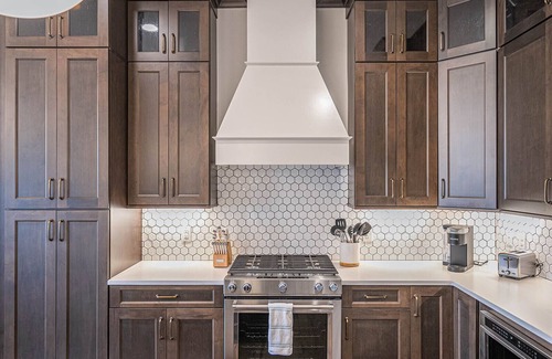 Hitch Village - Fred Wessels Homes Casa | Newly Built Luxury Oasis Steps to River Front w/ Parking by Lucky Savannah