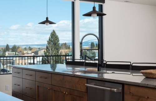 Driggs Condominio | *Newly Built* The Grand ⁓Penthouse ⁓Amazing Views ⁓ Pool Table ⁓ Downtown Driggs
