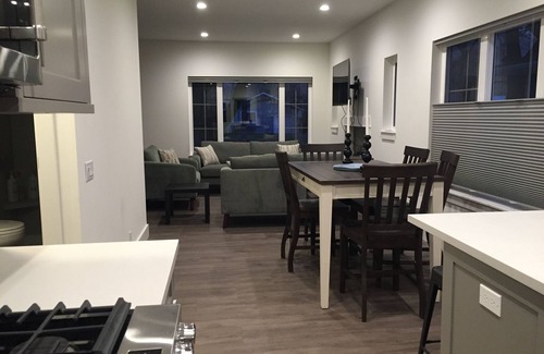 Hailey Casa | Recién construido de 4 habitaciones y 3 baños en el centro de Hailey Home