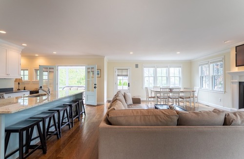Rye Casa | Newly constructed (9 years) beach home only steps from Jenness Beach