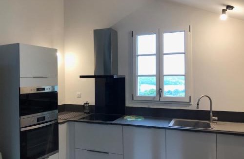 Lauzerte Casa | Newly converted barn, magnificent vues, garden and pool