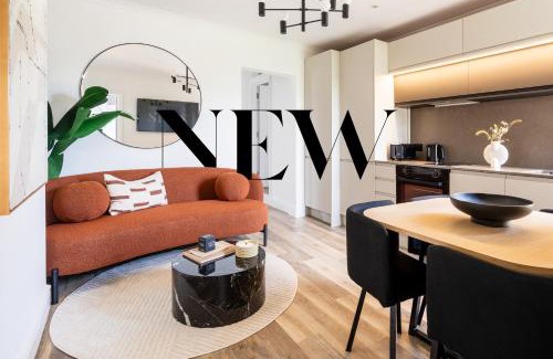 Hillingdon Apartamento | Newly Designed, 2br Apt, 5min from Northwood London Tube Station, NATO HQ, Ideal for Wembley, Warner Studio, Contractors