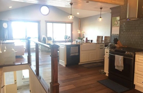 Lake Roesiger Casa | Newly listed as fulltime VRBO! Beautiful lakefront home for you and your guests!