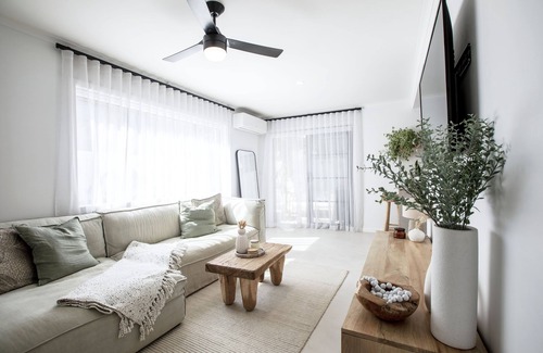 Mermaid Beach Villa | NEWLY LISTED || The Hidden Mermaid
