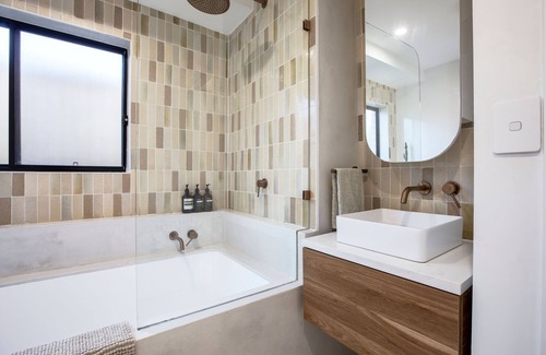Mermaid Beach Villa | NEWLY LISTED || The Hidden Mermaid