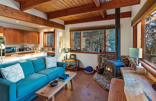 Friday Harbor Cabina | Newly Listed! Westside Waterview Cabin! (TLO)
