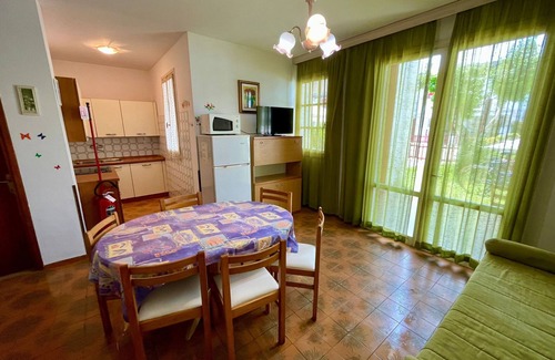 Porto Santa Margherita Villa | Villa recientemente renovada con jardín privado.