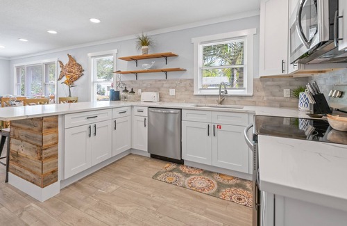 River District Casa | Newly refreshed and near Bradenton Riverwalk!