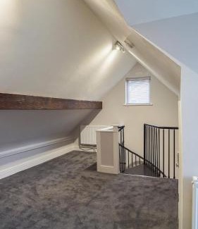 Birmingham Casa | Newly Refurbished 3 Bed House With Parking