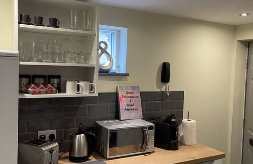 Cheltenham Apartamento | Newly refurbished Unique Apartment Cheltenham