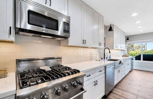 San Onofre Casa | Newly Remodeled Modern Coastal Gem