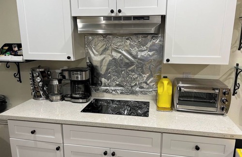 South San Francisco Apartamento | Newly Remodeled Sparkling Clean 1BR near SF/SFO+EV