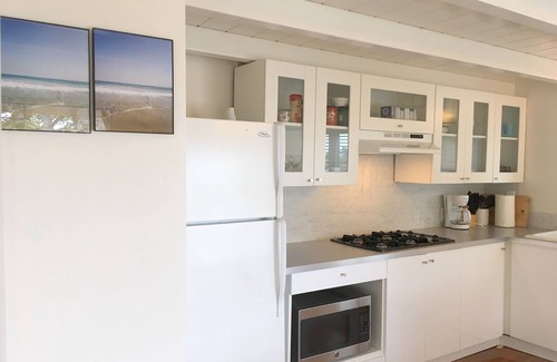 Golden Rectangle Casa | Recién remodelado Downtown Cottage. A 1 cuadra de comercios, come. 5 minutos a la playa