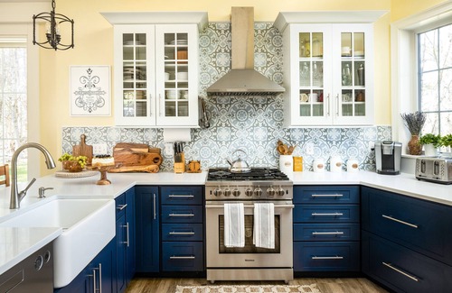 Great Barrington Casa | NEWLY REMODELED 3 BEDROOM COUNTRY CASTLE