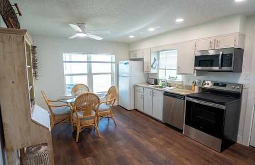 Flagler Beach Casa | Newly remodeled 2 Bdr 2 bath w/ ocean views. Pet Friendly!