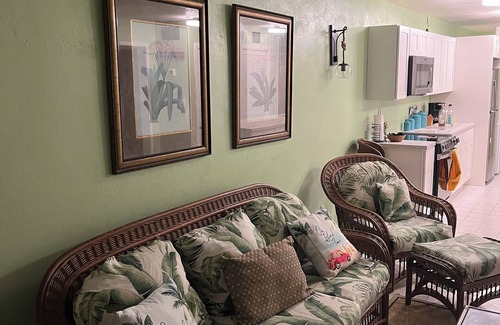 Estate Sion Farm Condominio | NEWLY REMODELED 2 bedroom condo at Gentle Winds