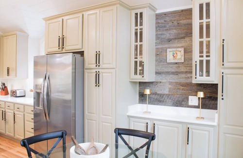 Lake Toxaway Casa | Newly remodeled 3-bedroom house with private hot tub, in welcoming Lake Toxaway.