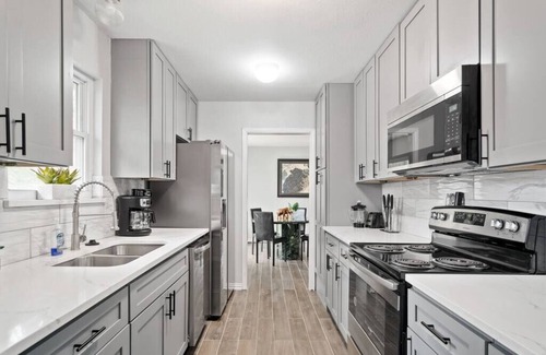 Denton Casa | Newly remodeled 4 Bedroom 3 full bath