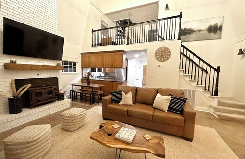 Rogersville Casa | Newly Remodeled A-Frame Waterfront Oasis