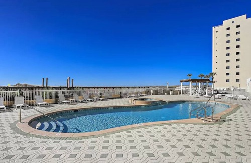 Navarre Beach Condominio | Newly remodeled and close to everything you need at Sea Glass Serenity.