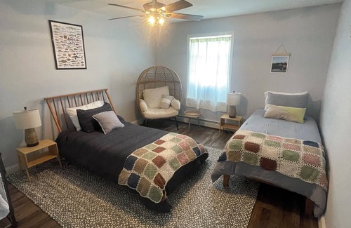 Bangor Casa | NEWLY remodeled Bangor Cape Cod Home-4 Bedrooms and 2 Full Baths Great location