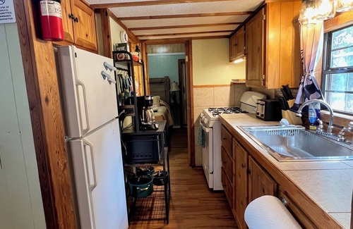 Mancos Cabina | Newly remodeled cabin across from Mesa Verde National Park