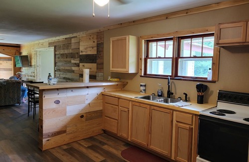 Mena Casa | Newly Remodeled Cabin on the Ouichita River