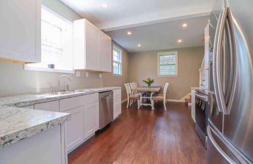 Champaign Casa | Newly Remodeled, Center of Champaign.