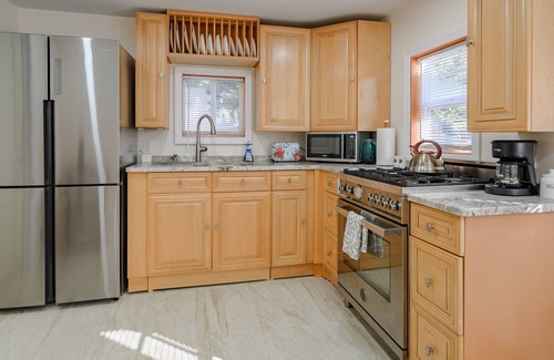 South Britain Cabaña | Newly remodeled cottage on private road. Close to Lake Zoar!