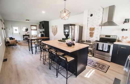 Fort Mill Casa | Newly Remodeled Downtown Fort Mill home: 3 Queens - Sleeps 6