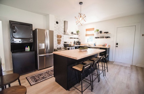 Fort Mill Casa | Newly Remodeled Downtown Fort Mill home: 3 Queens - Sleeps 6
