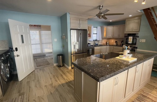 Cedar Creek Reservoir Casa | Newly Remodeled - Dream Lake Home on Cedar Creek Reservoir 60 mins from Dallas!