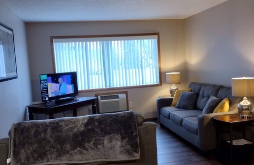 Laurel Apartamento | Newly Remodeled Fully Furnished Apartment Laurel