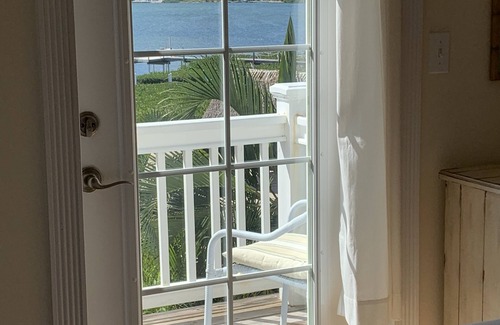 Cudjoe Key Casa | Una comunidad cerrada con un nuevo muelle y piscina en el océano Atlántico